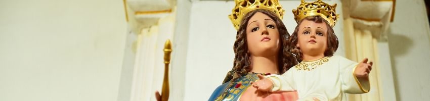 The Significance Of Mary Sitting At Jesus' Feet - Lay Cistercians