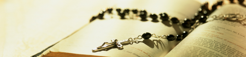 a-quick-guide-to-praying-the-rosary-in-latin-lay-cistercians