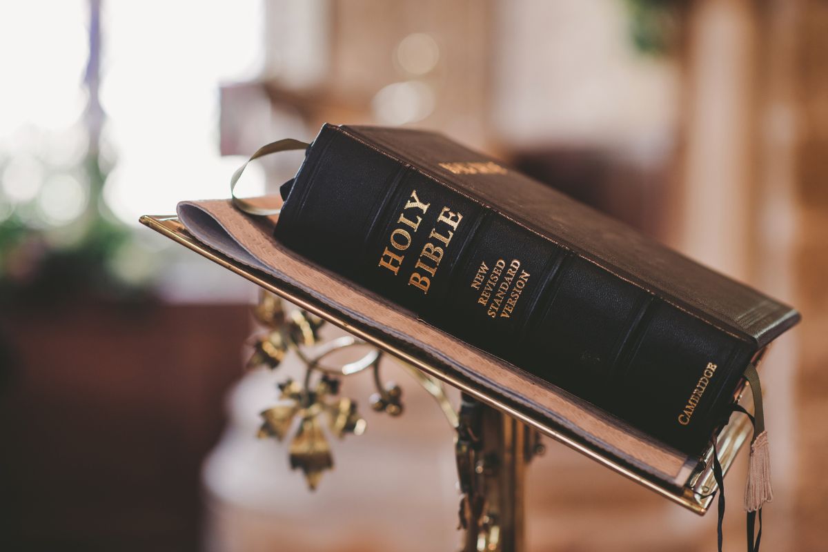 A picture of bible placed on the table