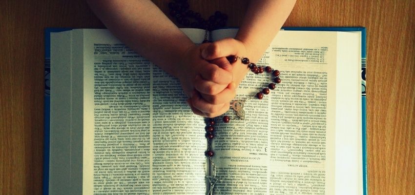 10 Reassuring Prayers for the Broken Hearted - Lay Cistercians