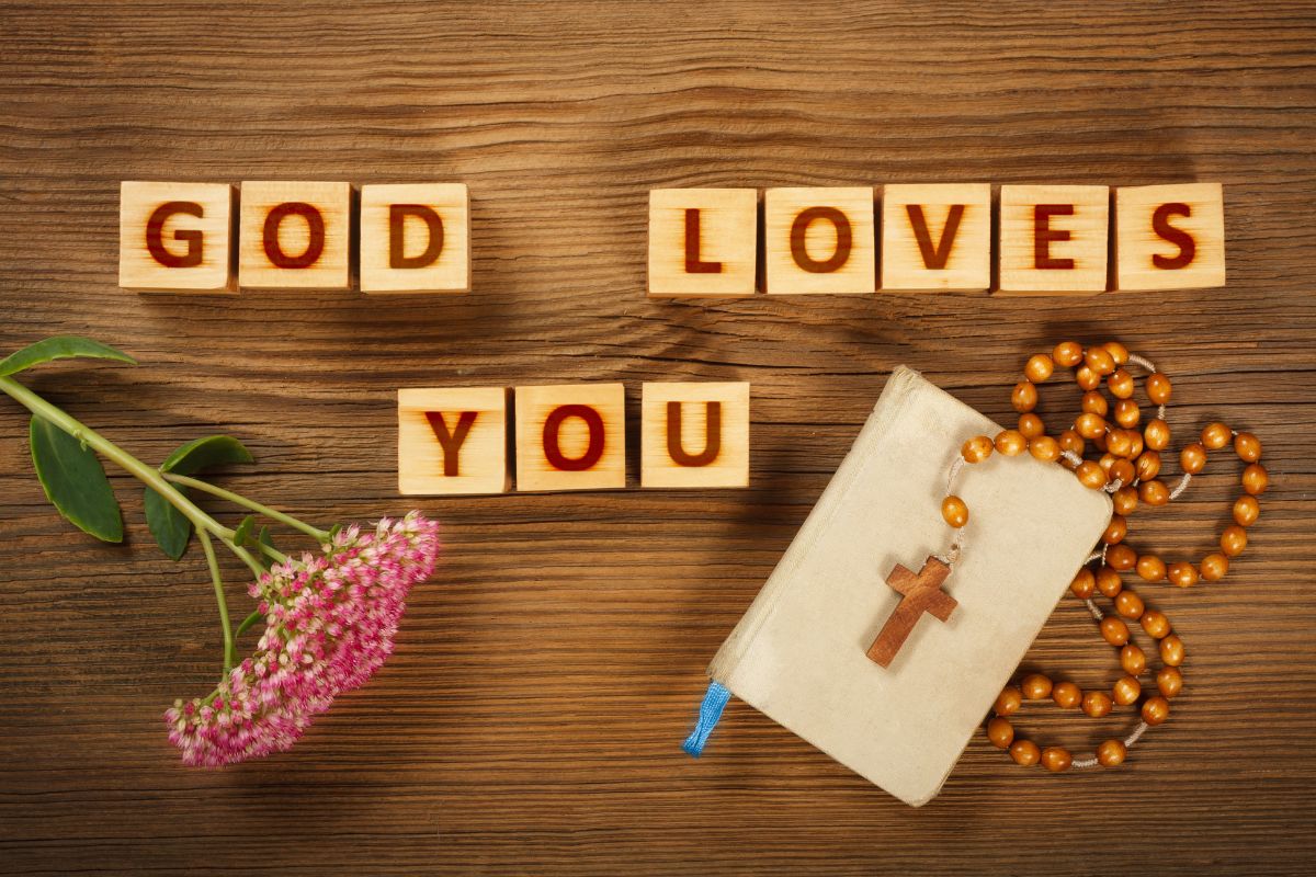 40 Reassuring Bible Verses About God s Love