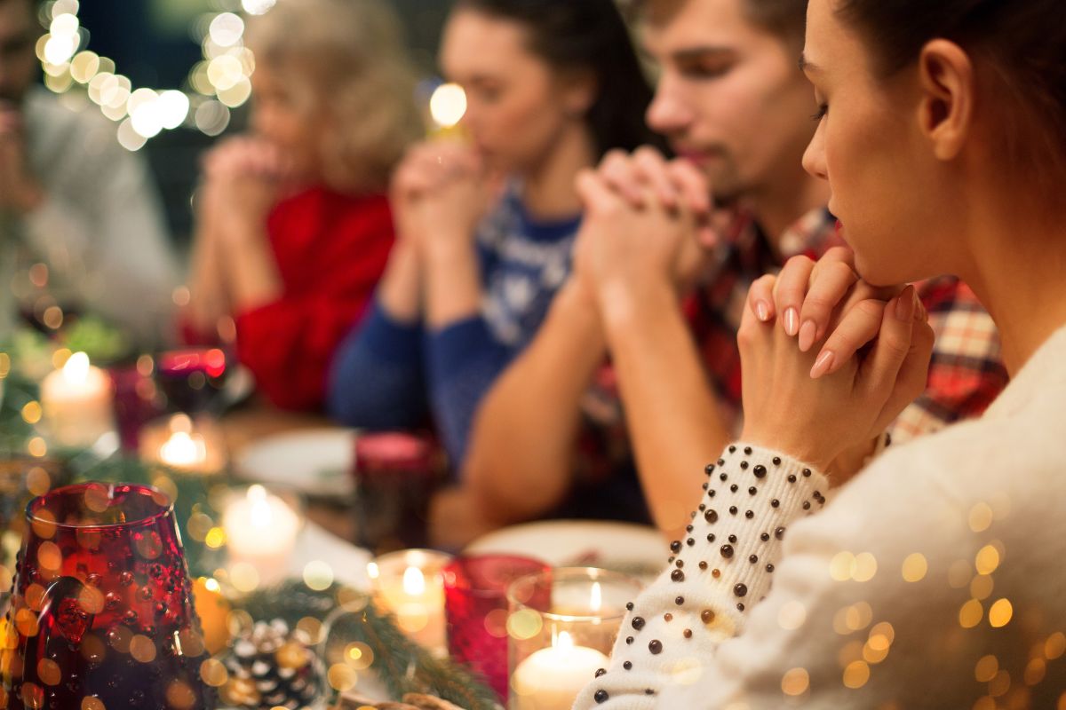 A family that makes Christmas dinner prayers together.