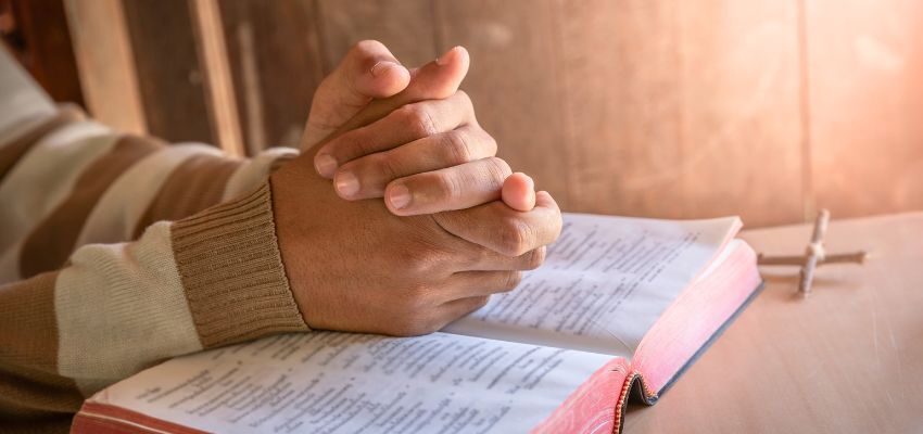 Incorporating positivity short prayers into your daily routine is a straightforward yet powerful way to nurture spiritual well-being.